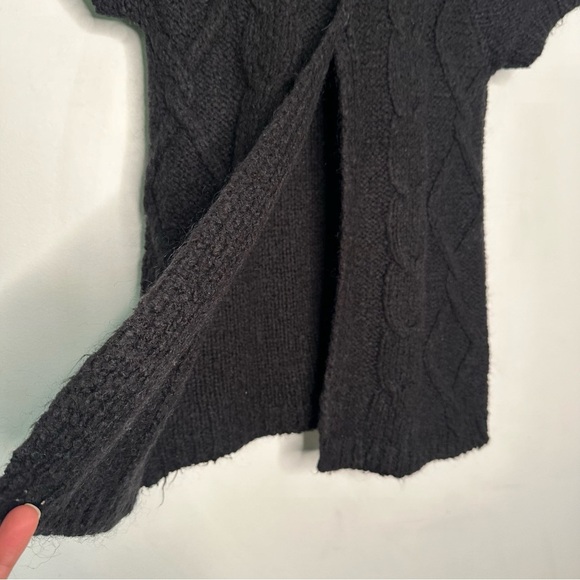 Cache | Black Short Sleeve Cardigan Sweater Size Small - Picture 5 of 9